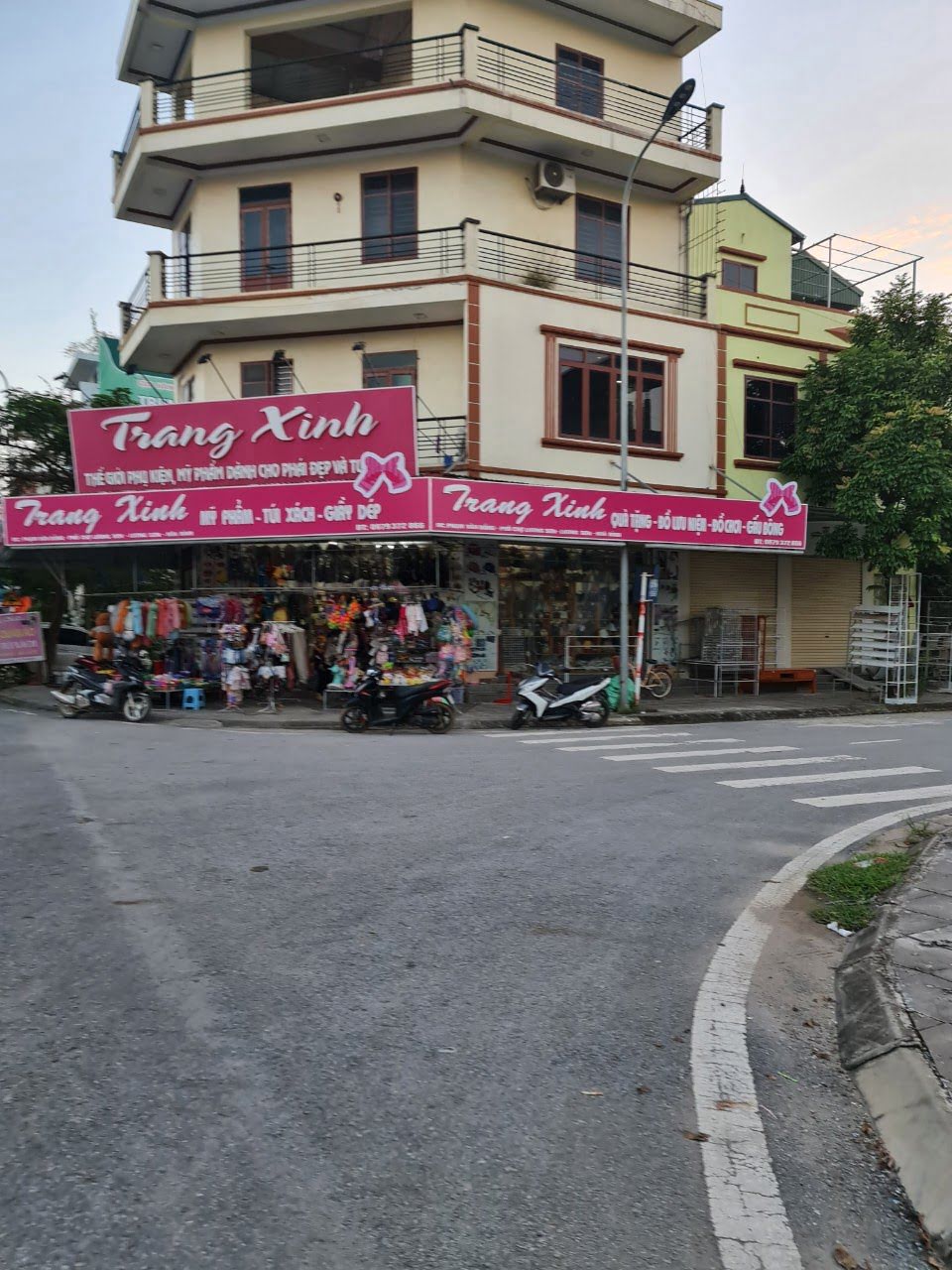 Hình ảnh Đất Trung Tâm Thị Trấn Lương Sơn Giữa Phố Chợ Lương Sơn Kinh Doanh Sầm Uất